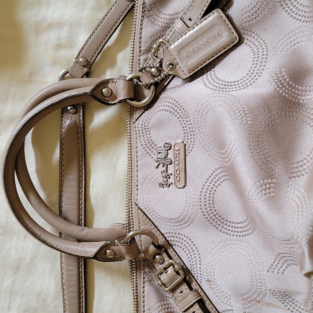 Bag - Picture 2 of 8